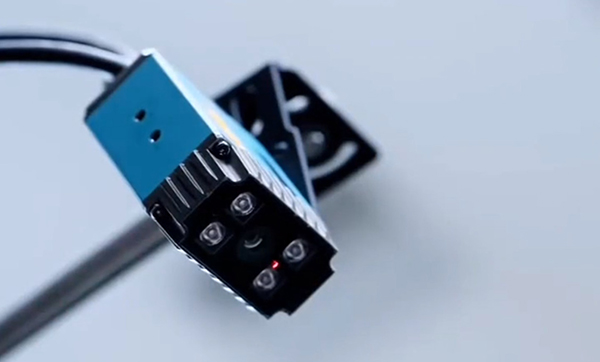 固定式二维码读码器:工业4.0时代,自动化识别的最佳解决方案 固定式二维码读码器:工业4.0时代,自动化识别的最佳解决方案