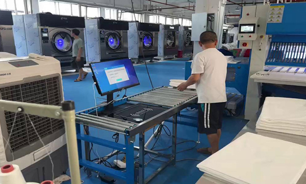 酒店总被布草丢失、对账纠纷困扰？RFID布草洗涤管理系统帮你彻底解决