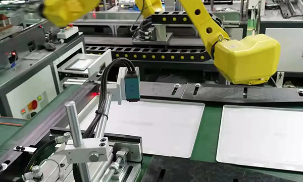 批量识别二维码！工业读码器如何颠覆传统生产线？